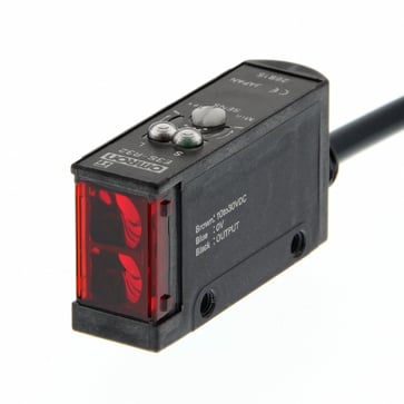 Fotoaftaster, retroreflekterende, 300 mm, DC, 3-leder, PNP, vandret, 2 m kabel E3S-R32 130354
