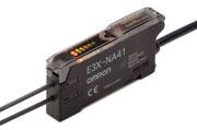Fiber forstærker med potentiometer, hurtig respons tid, NPN udgang, 2m kabel E3X-NA11F 2M OMS 239772