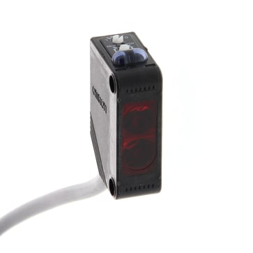Fotoaftaster, transparent objekt, reflekterende, 2m, DC, 3-leder, PNP, 2m kabel (kræver reflektor & beslag) E3Z-B82 2M OMS 323124