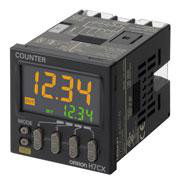 Counter, plug-in, skrueklemme, 1/16DIN (48x48mm), IP66, 6 forudindstillede & 6 faktiske tæller cifre, multifunktions: 1-trins & total, SPST-NO 3A relæudgang, 100-240 VAC forsyning, 12VDCAuxforsyning H7CX-A-N OMI 668633