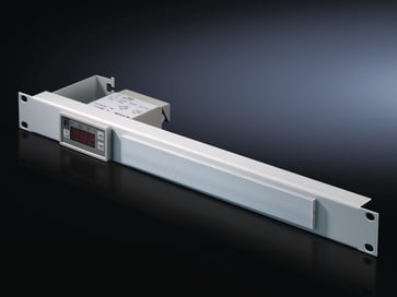 Digitalt temperaturdisplay og -regulator integreret i et patch-panel 1 HE SK 7109035