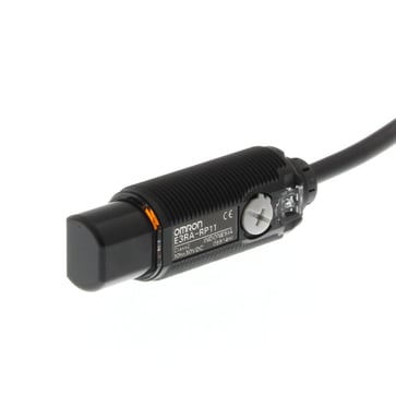 Fotoaftaster, M18 radial plastlegeme, rød LED, retroreflekterende, 0,1 til 4 m, NPN, L-ON/D-ON vælges, 2 m kabel E3RA-RN11 2M OMI 378951