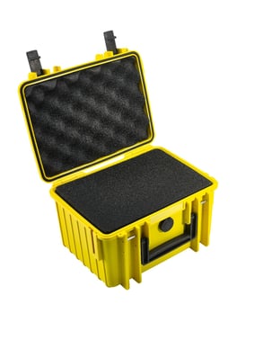 OUTDOOR case in yellow 250x175x155 mm with foam insert Volume: 6,6 L Model: 2000/Y/SI 70515210