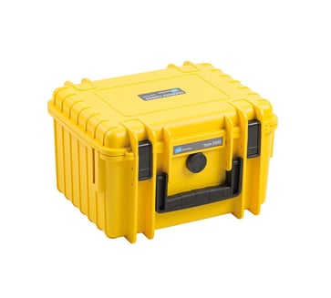 OUTDOOR case in yellow 250x175x155 mm with foam insert Volume: 6,6 L Model: 2000/Y/SI 70515210