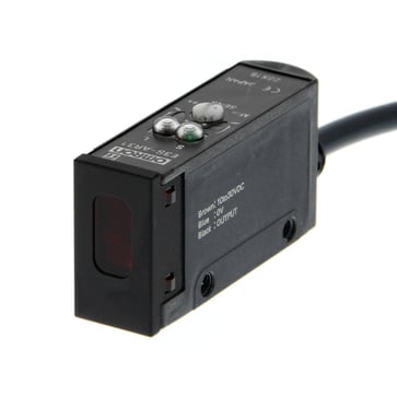 Fotoaftaster, retroreflekterende, 2 m, DC, 3-leder, PNP, vandret, 2 m kabel E3S-AR31 130428
