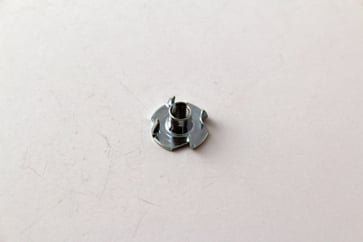 Tee nut with pronges, M6 2200-0600